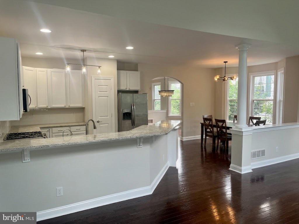 2709 WHITTLEBY COURT