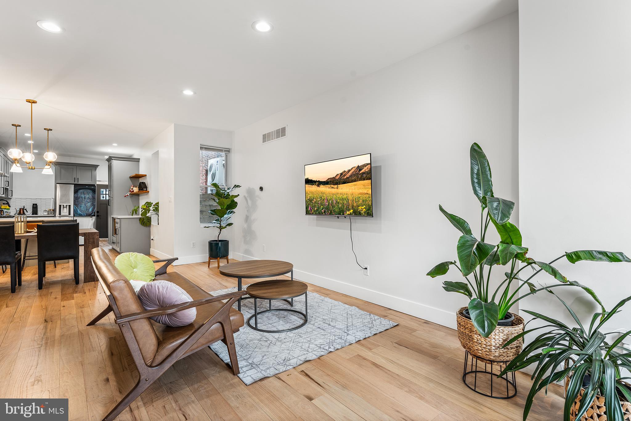 WEST PASSYUNK - Residential