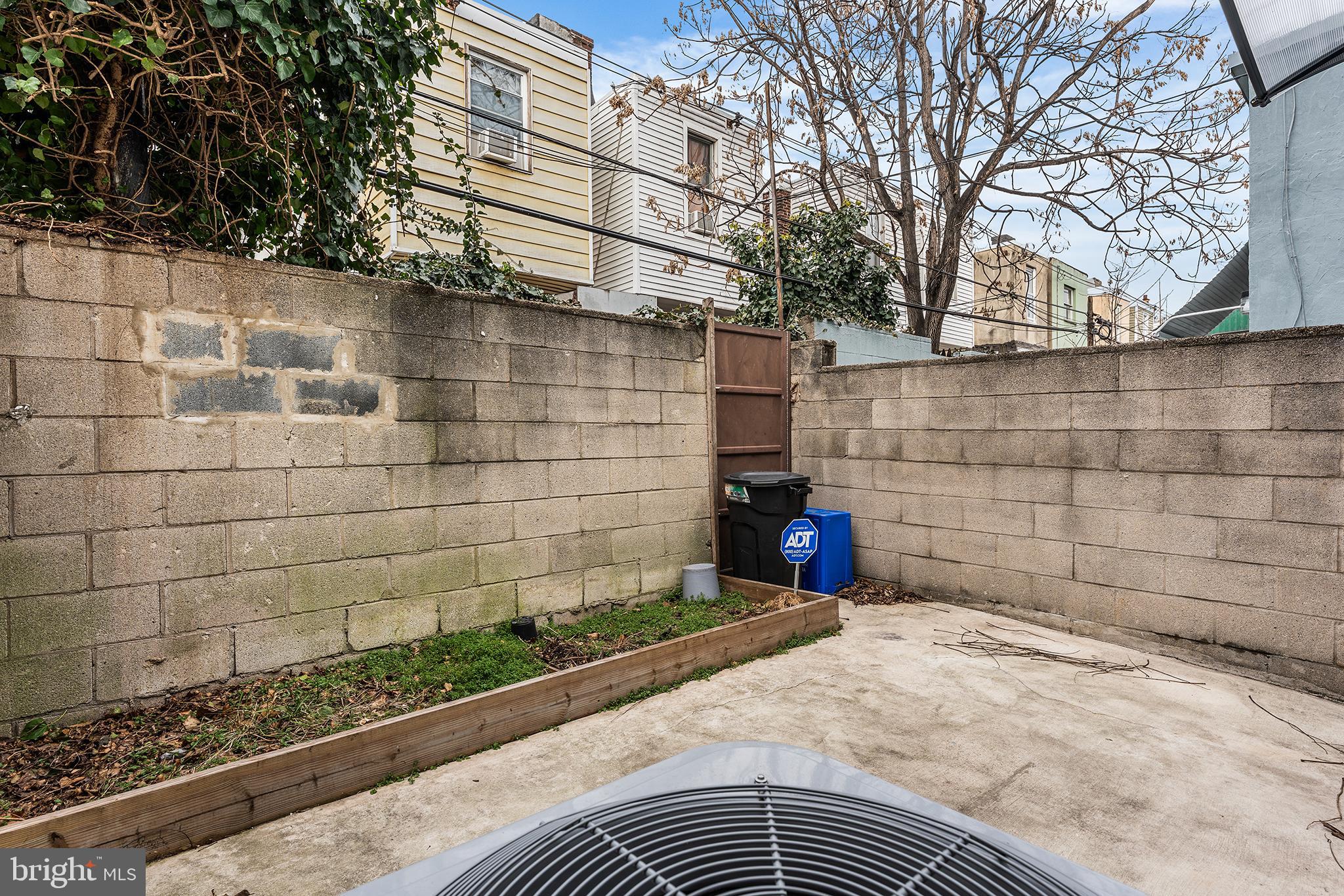 WEST PASSYUNK - Residential