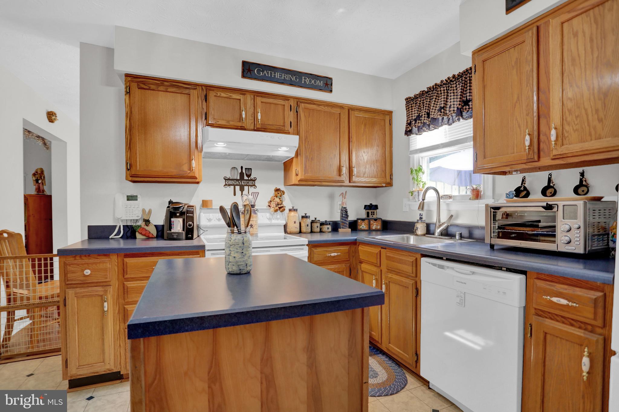 RIVERSIDE - Residential