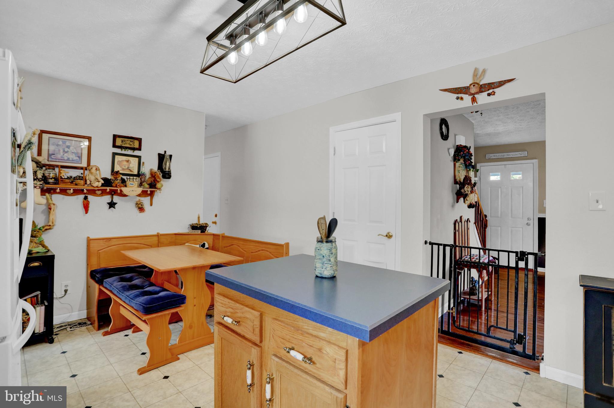 RIVERSIDE - Residential