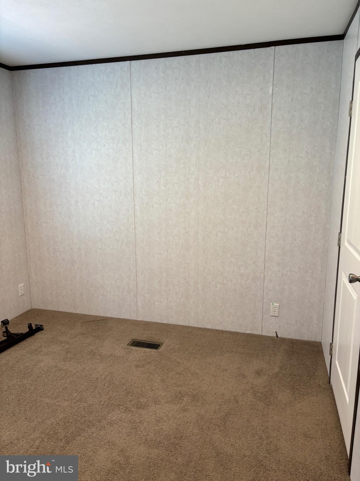 MILL MOUNTAIN ORCHARD - Residential