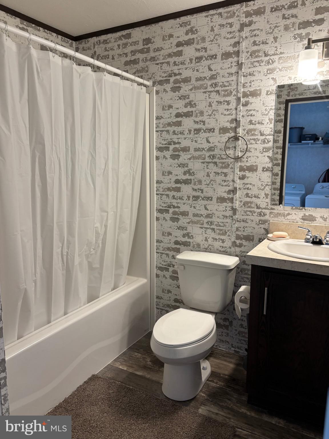 MILL MOUNTAIN ORCHARD - Residential