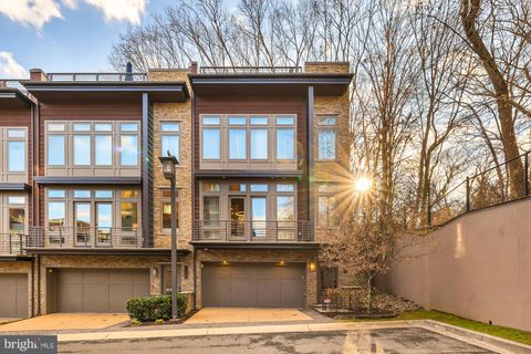 Photo of 5214 Willet Bridge Court, Bethesda, MD 20816 (MLS # MDMC2120602)