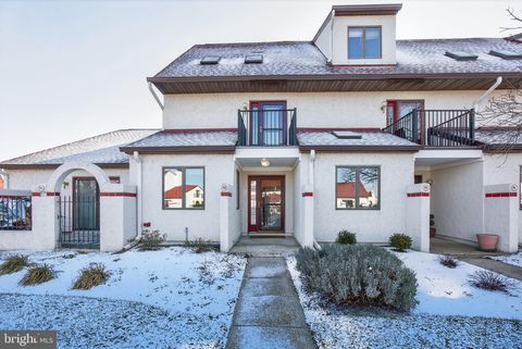 9 QUEEN VICTORIA WAY B CHESTER MD 21619