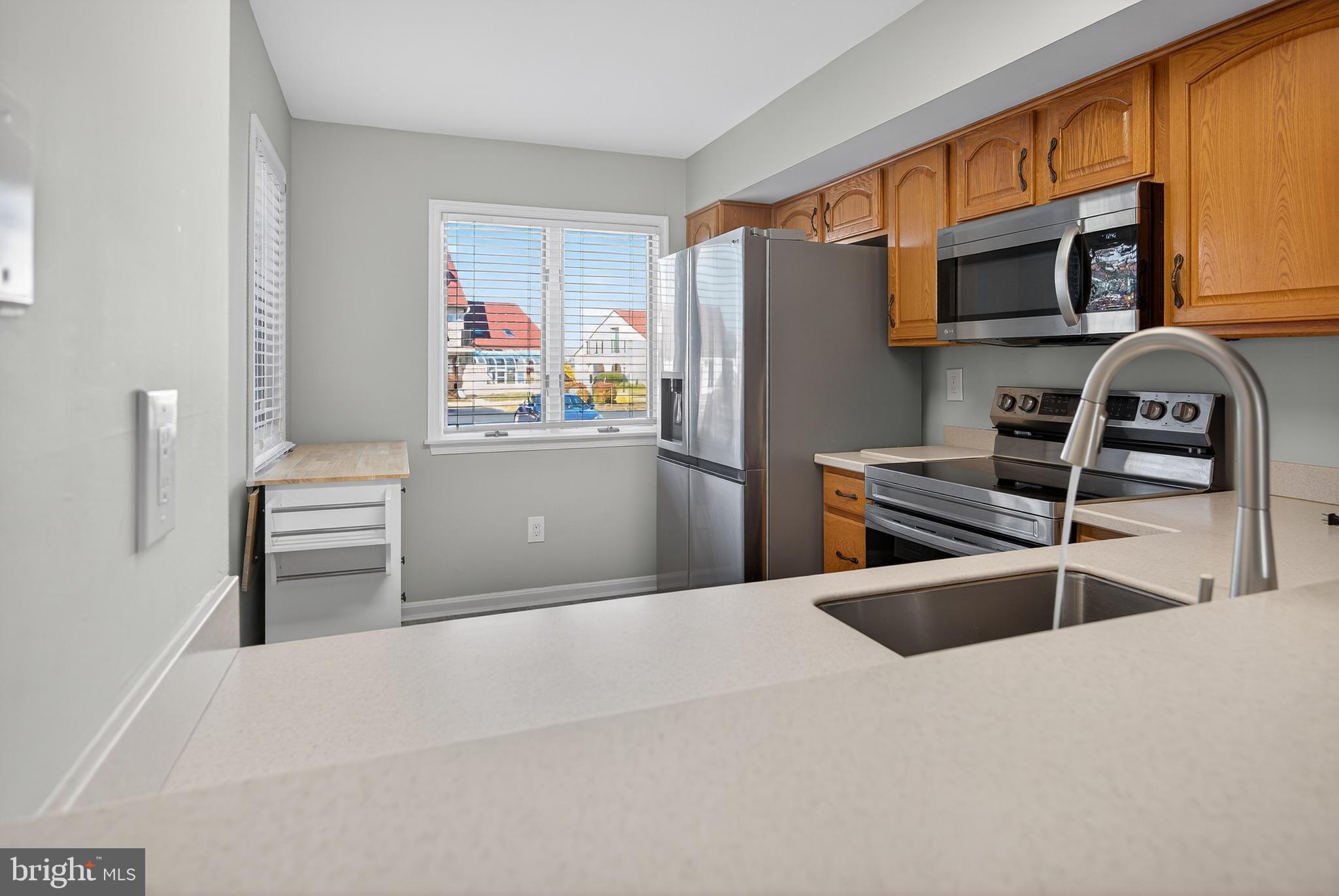 9 QUEEN VICTORIA WAY B