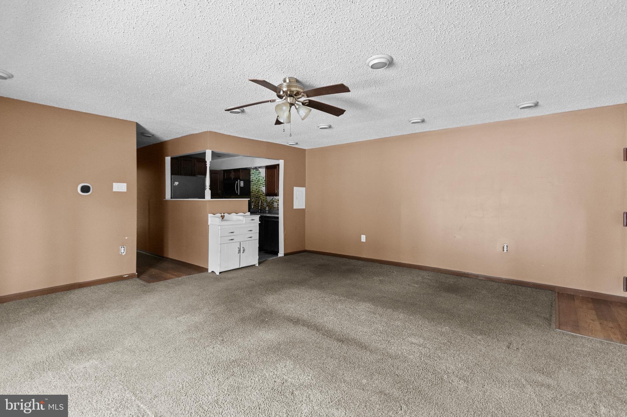 5219 NEWTON STREET T-3