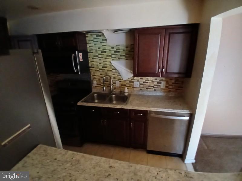 BLADENWOODS - Residential