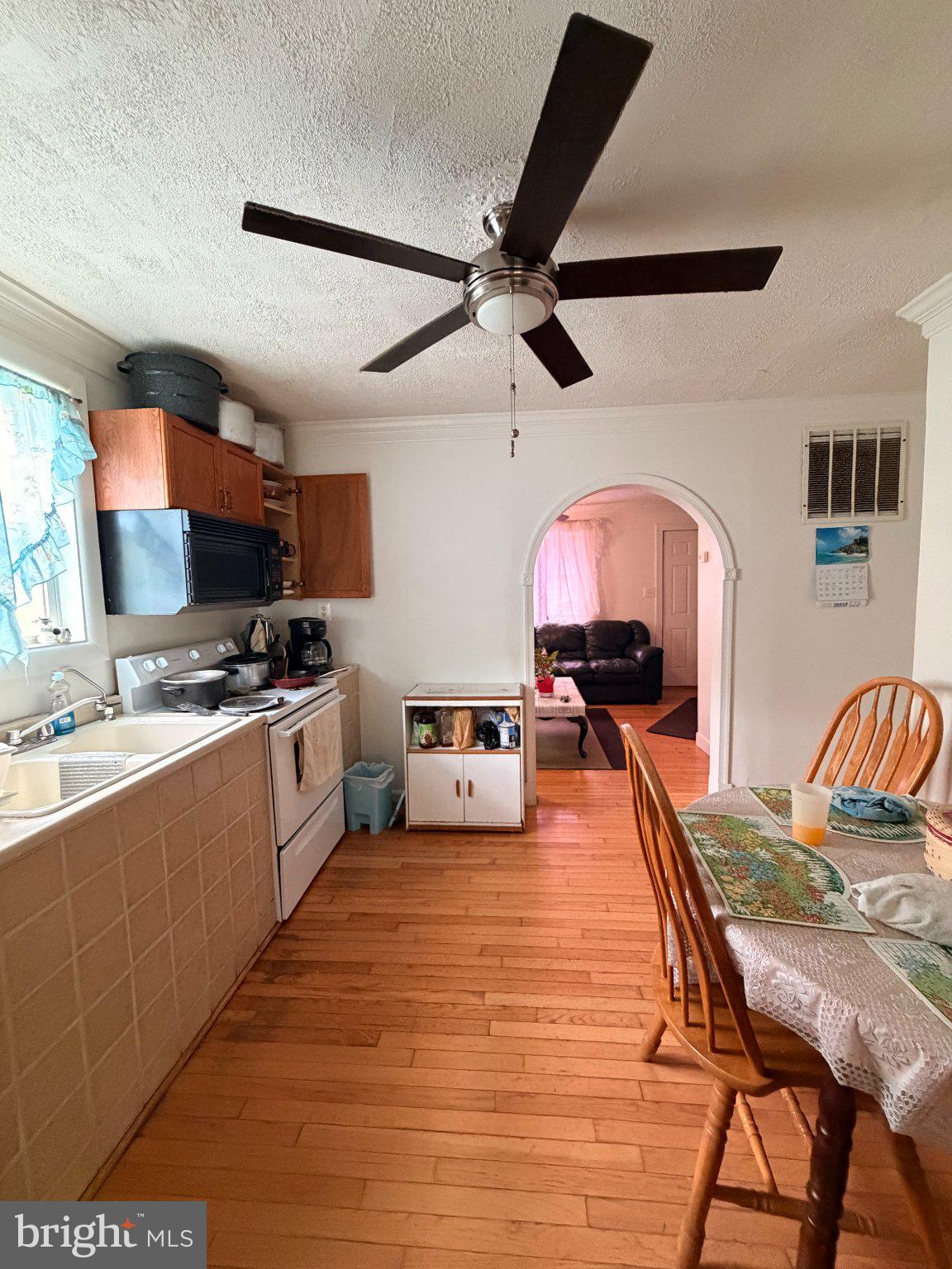MAYFIELD - Residential