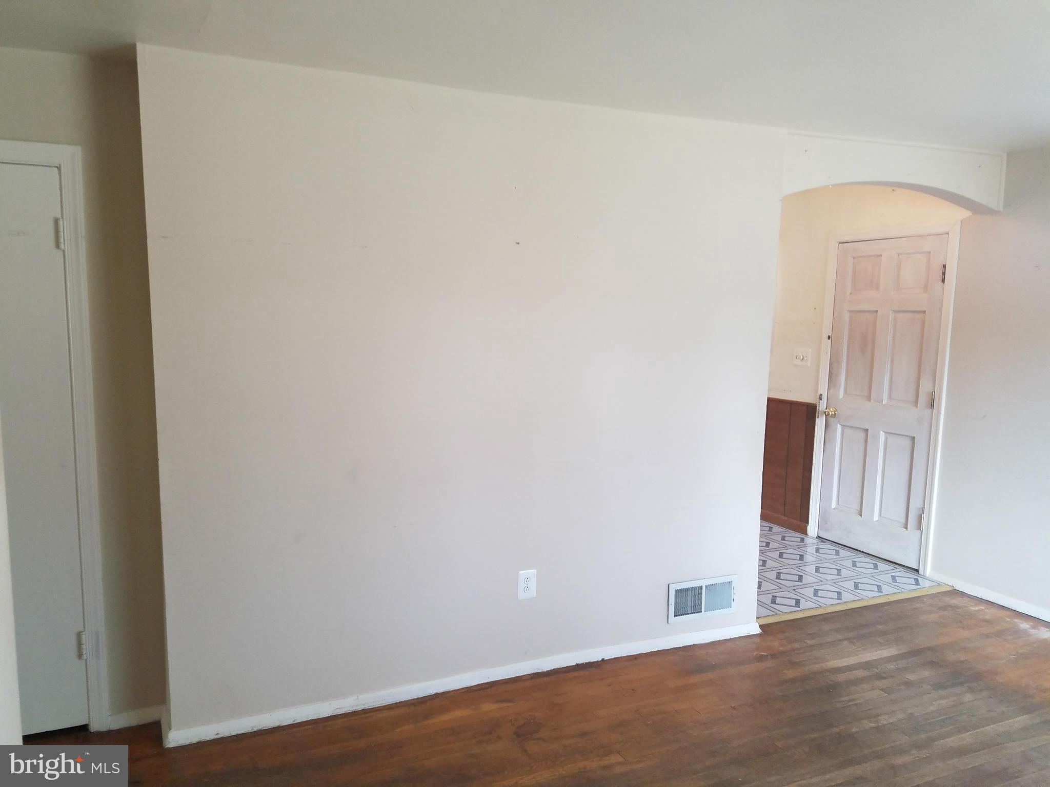 ROBINDALE - Residential