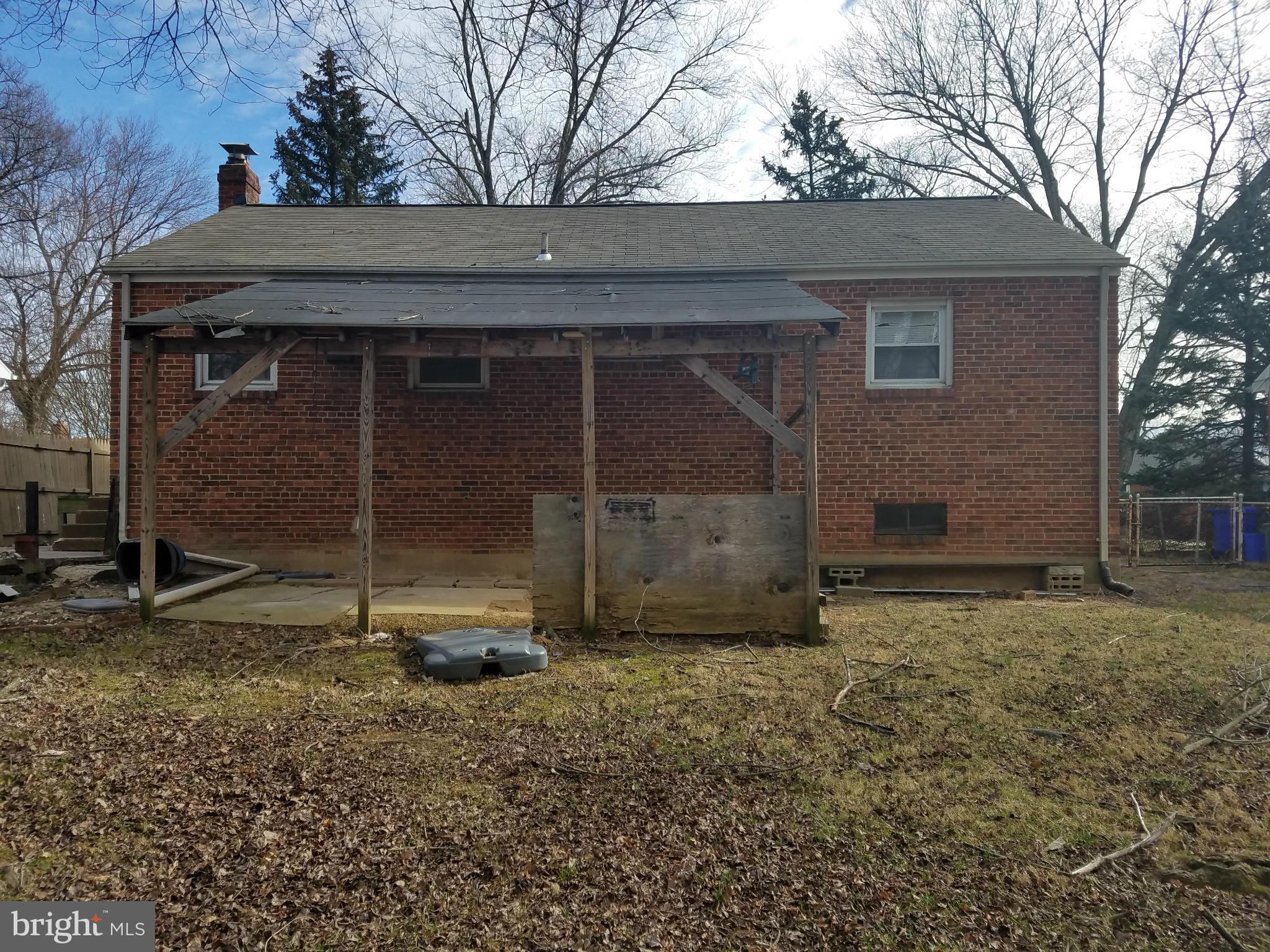 ROBINDALE - Residential