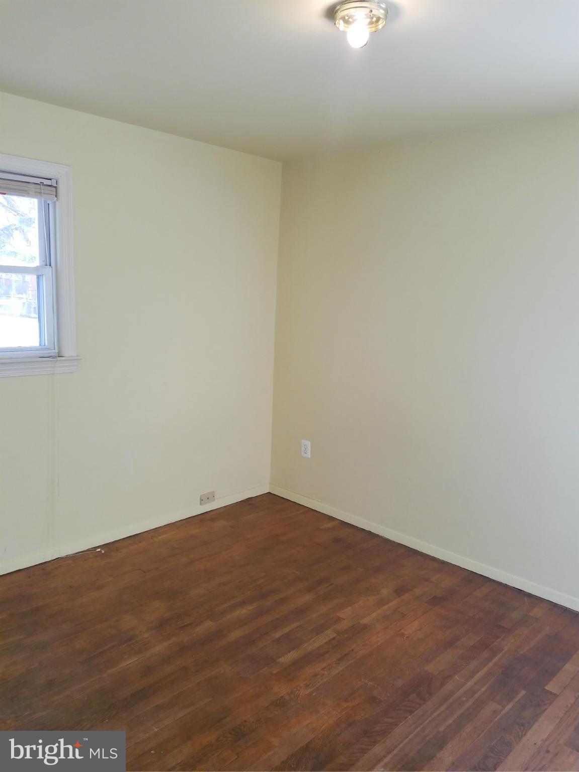 ROBINDALE - Residential