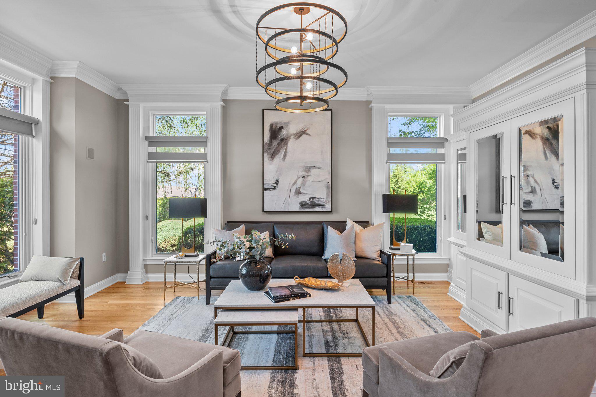 HIDDEN LAKE - Residential