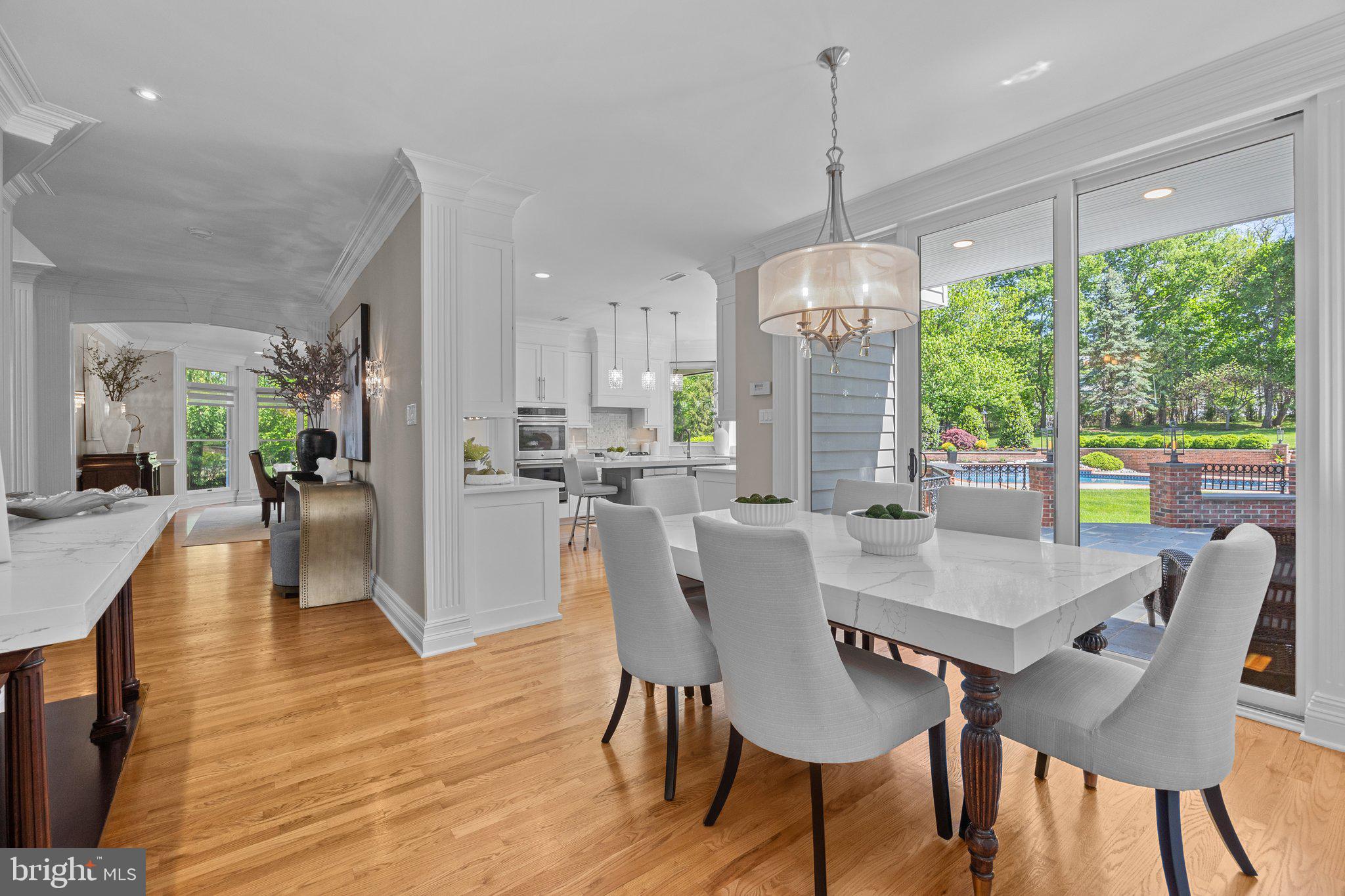 HIDDEN LAKE - Residential