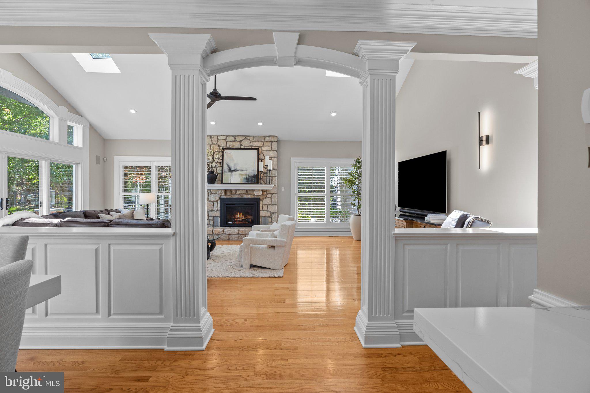 HIDDEN LAKE - Residential