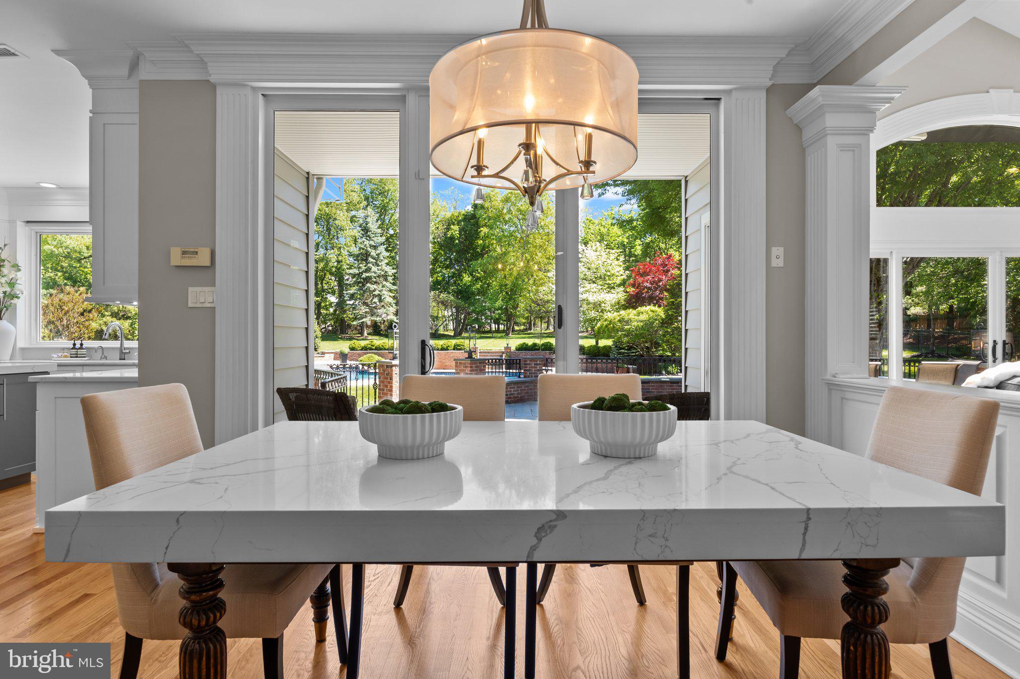 HIDDEN LAKE - Residential