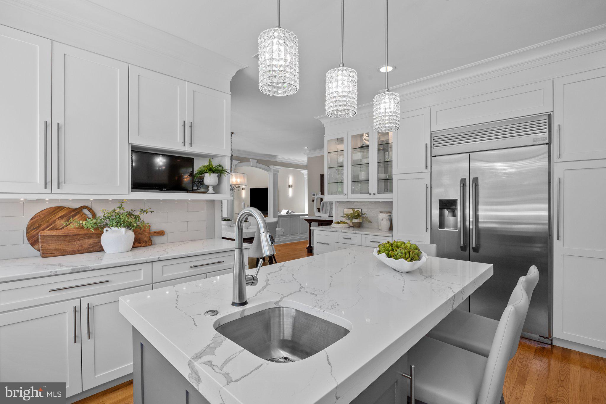 HIDDEN LAKE - Residential