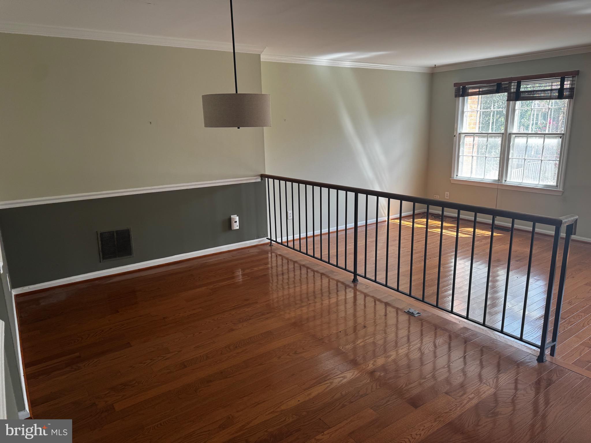 3154 STRATFORD COURT