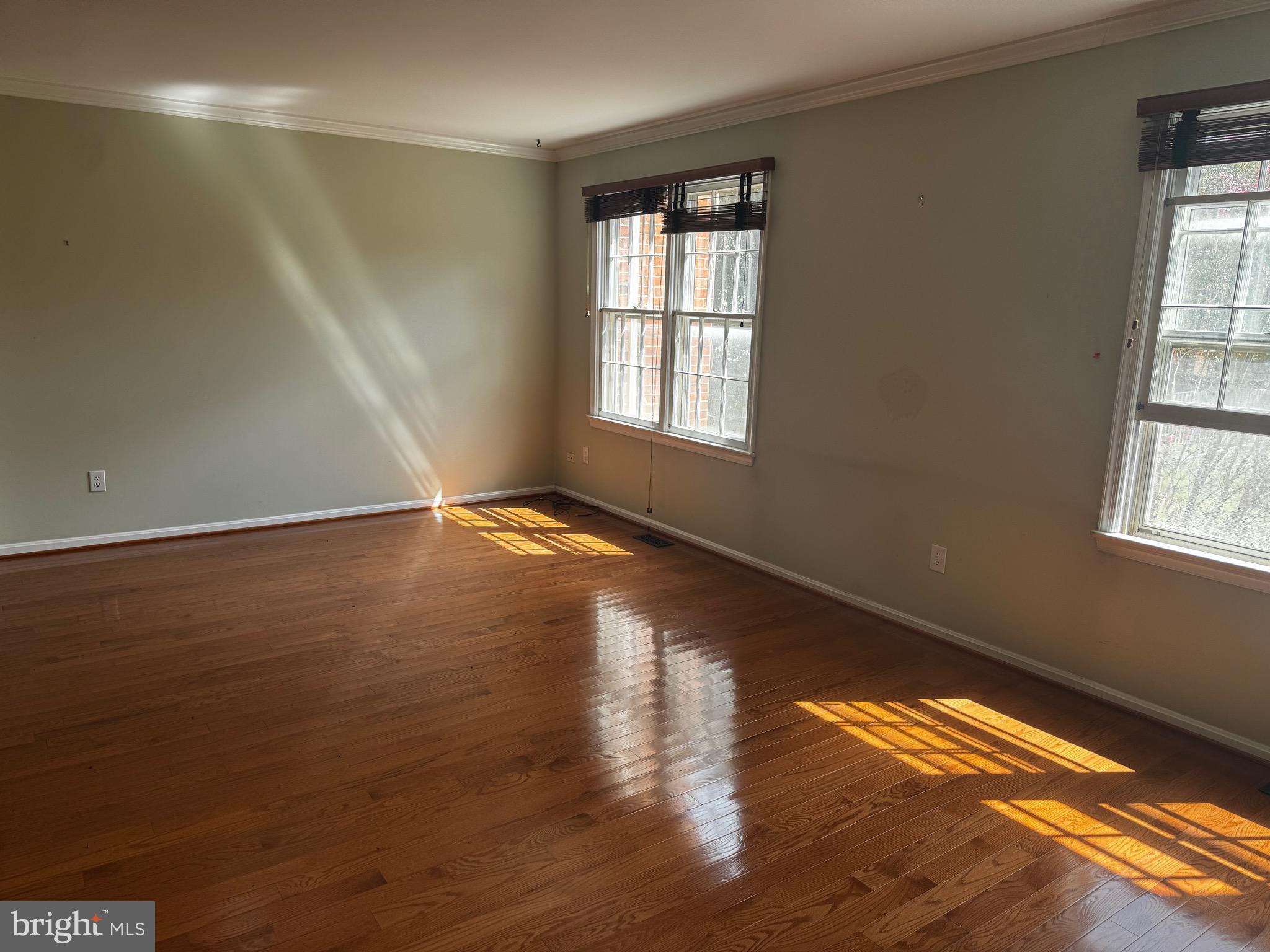 3154 STRATFORD COURT