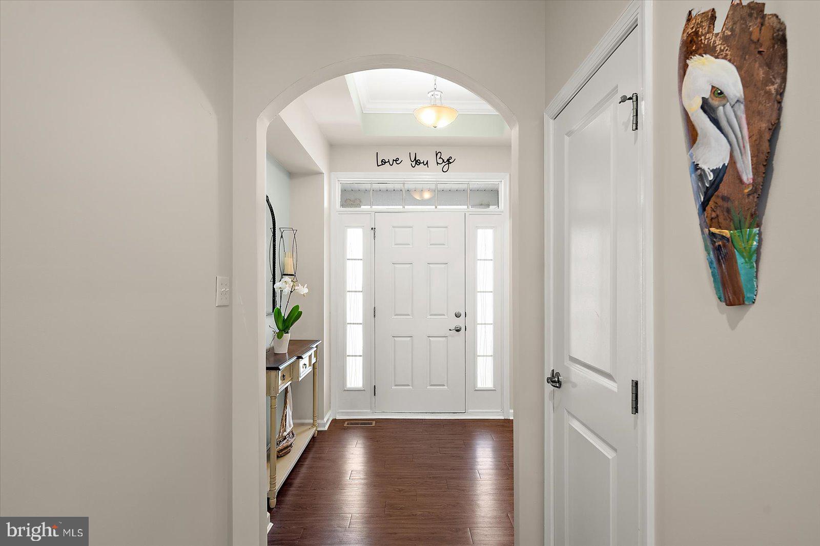 PELICAN POINT - Residential