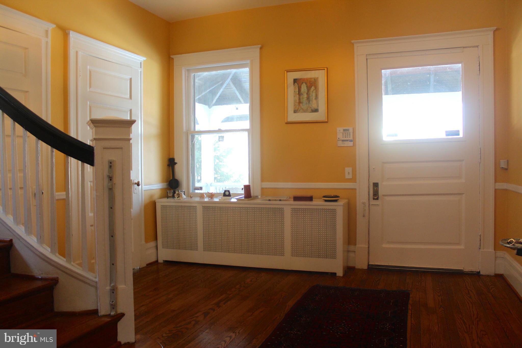 ROLAND PARK - Residential