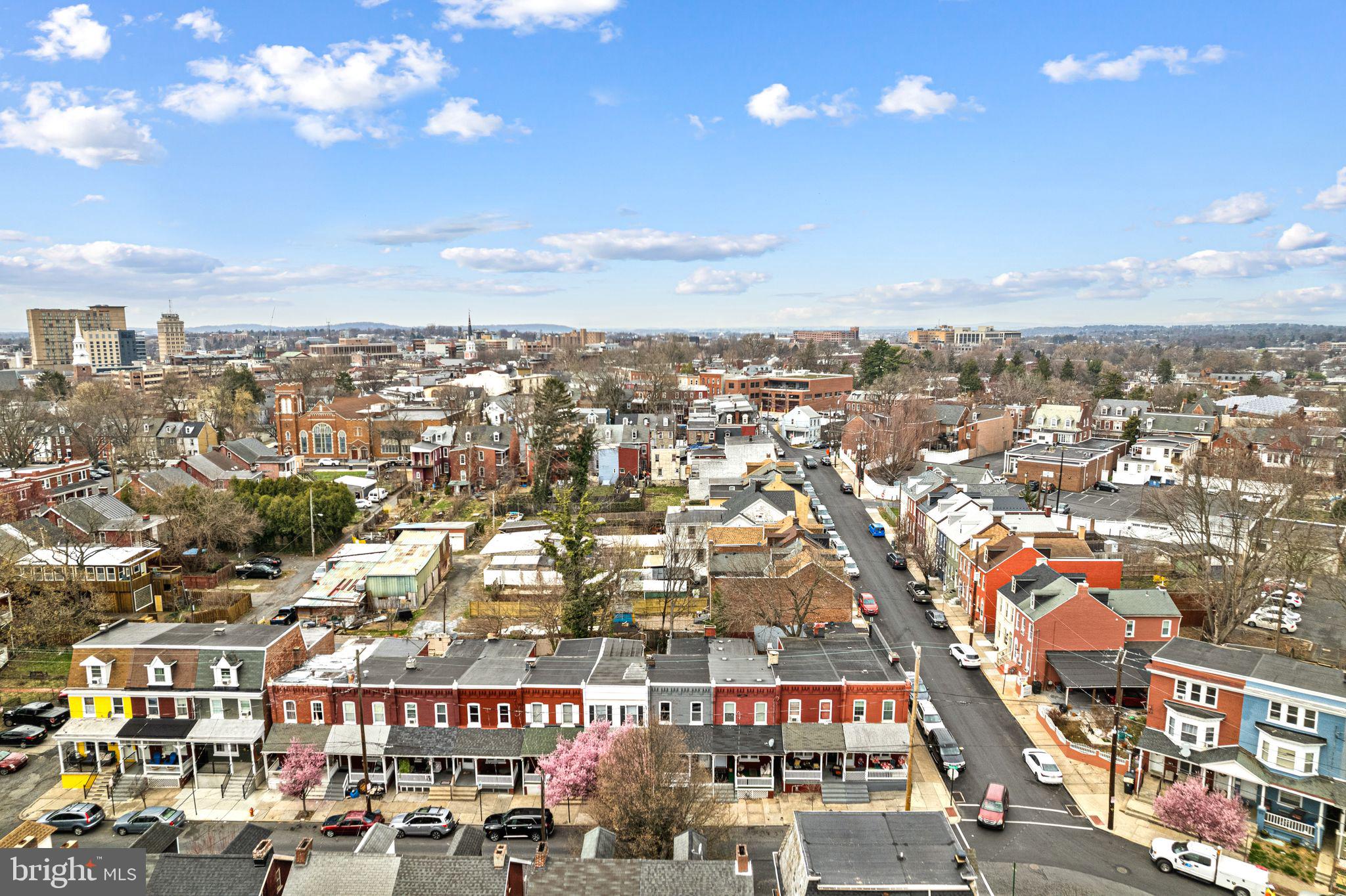 LANCASTER - Residential