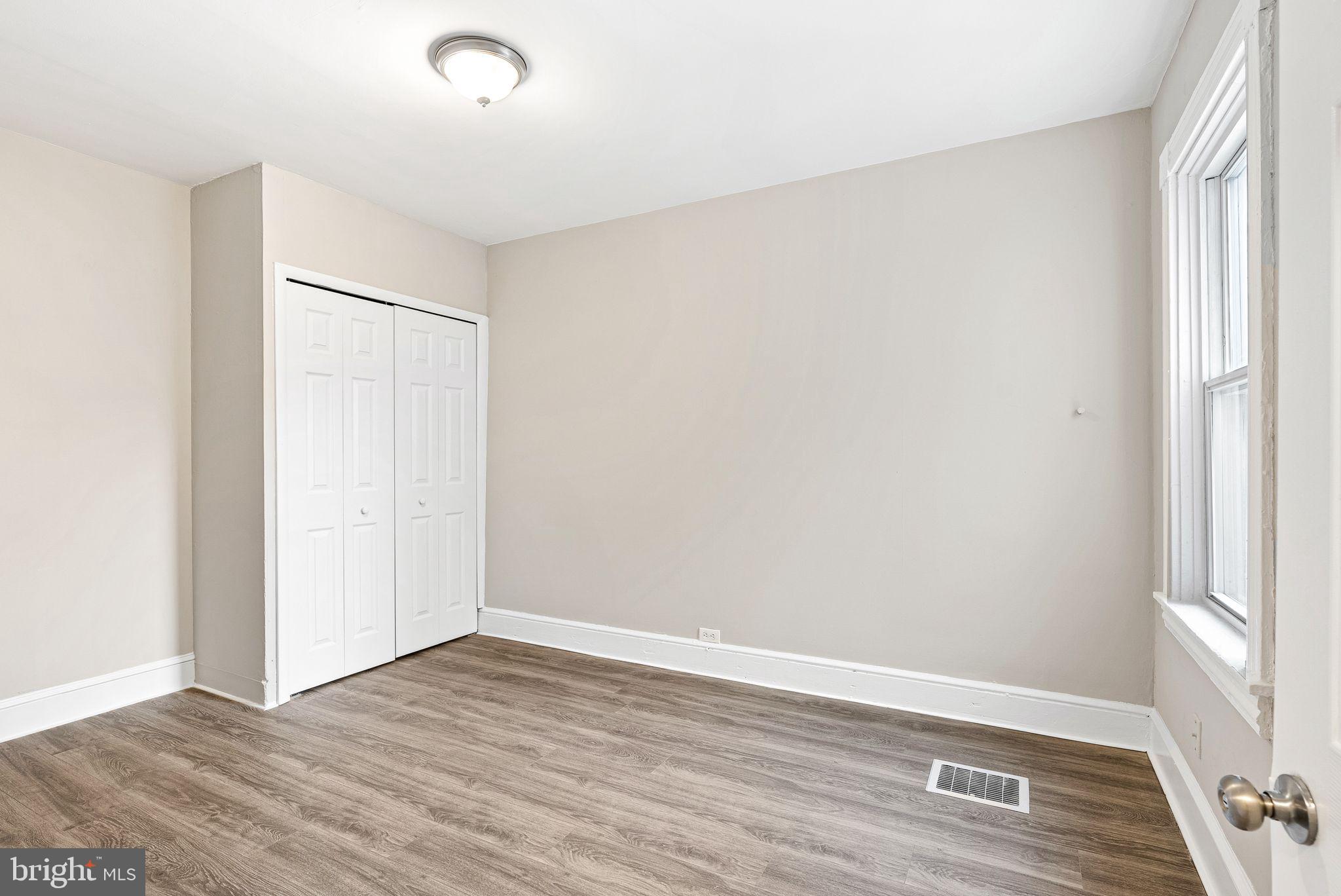 LANCASTER - Residential