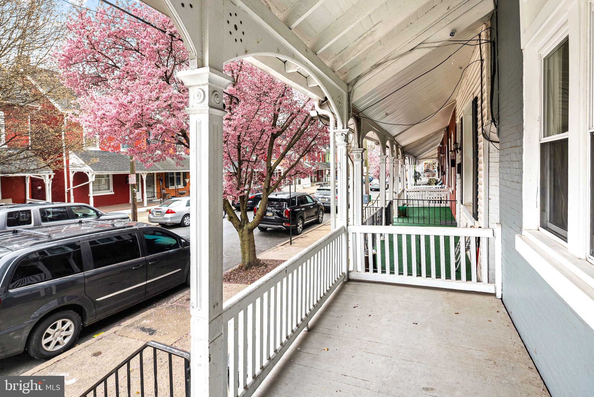 LANCASTER - Residential