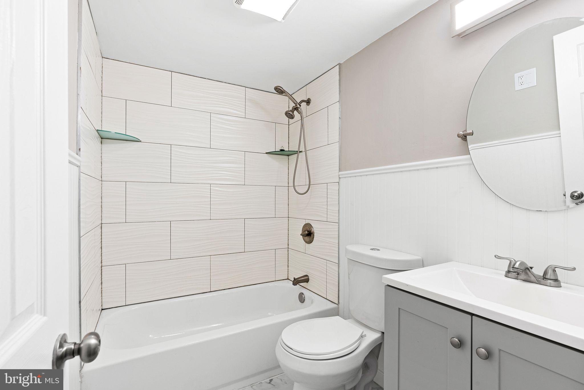 LANCASTER - Residential