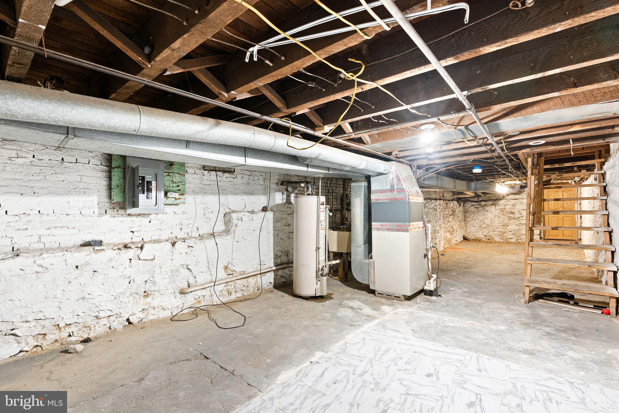 LANCASTER - Residential