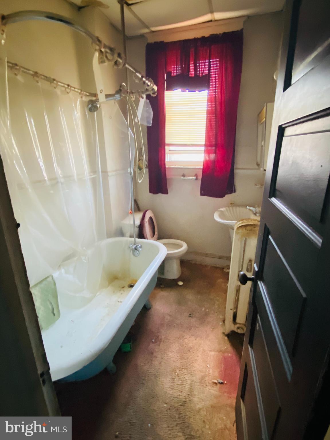 EDGEWOOD - Residential