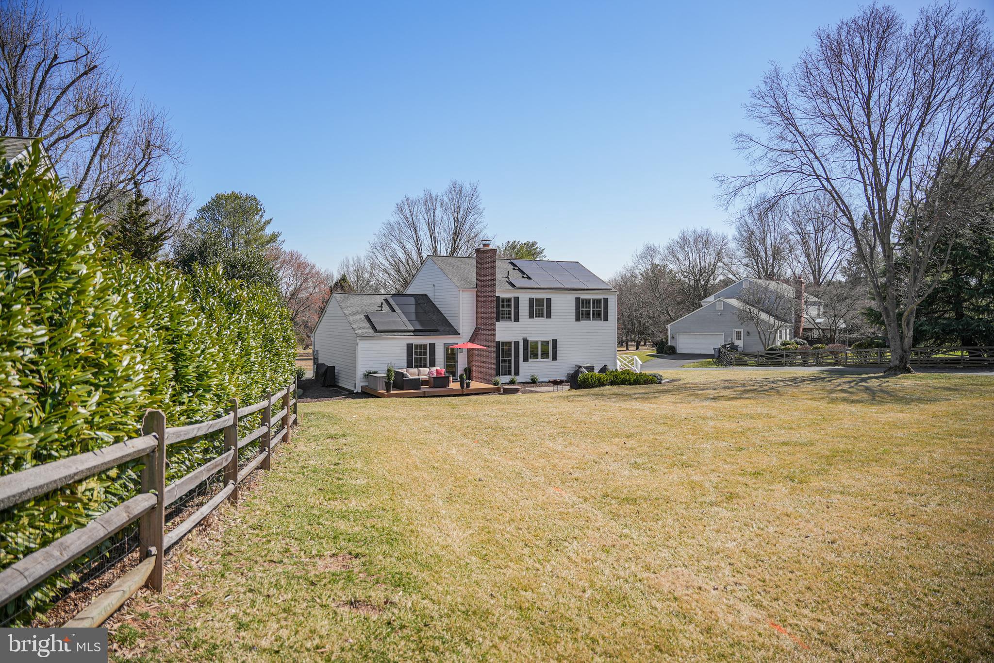 LOCKMEADE - Residential