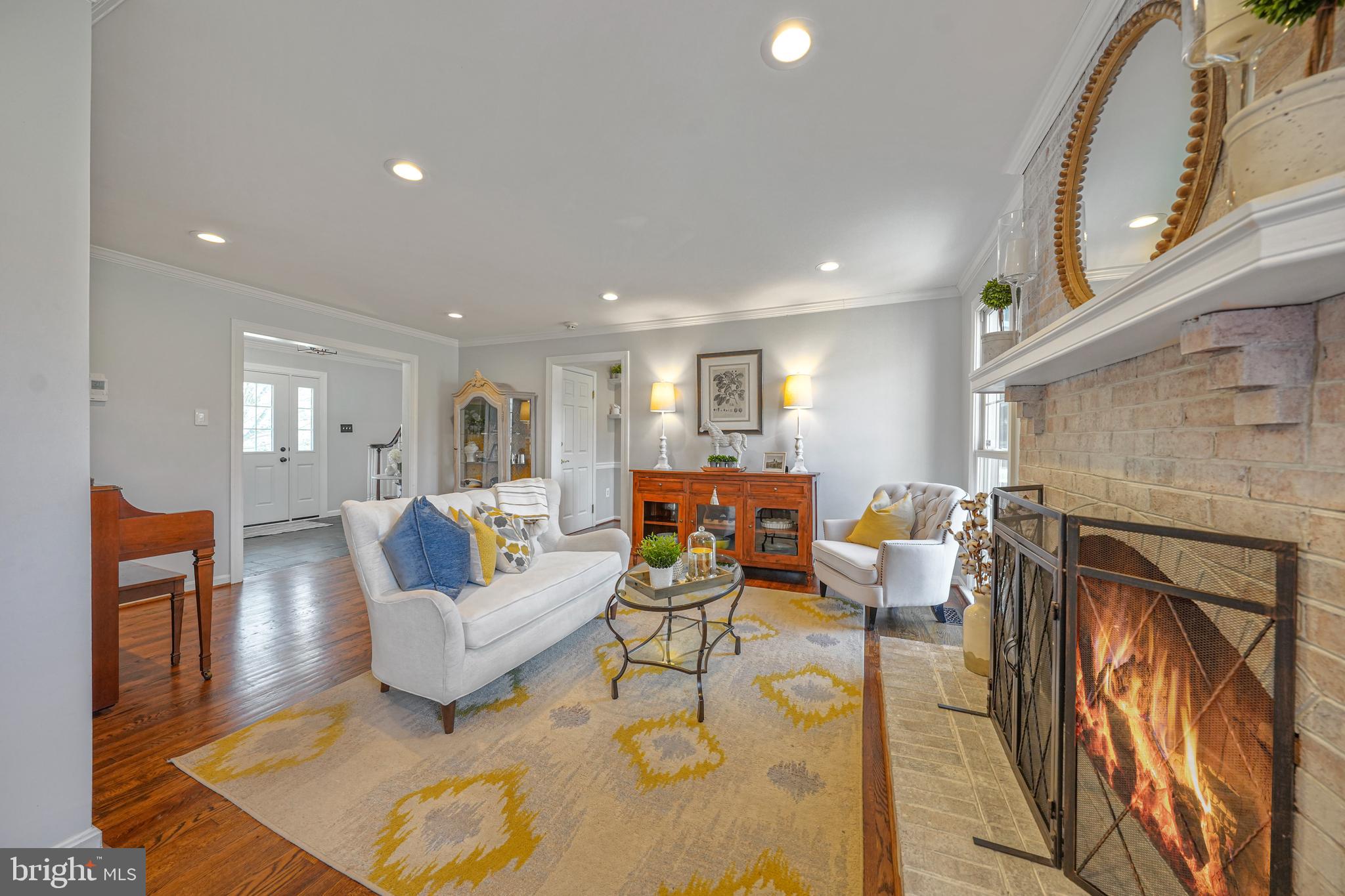 LOCKMEADE - Residential