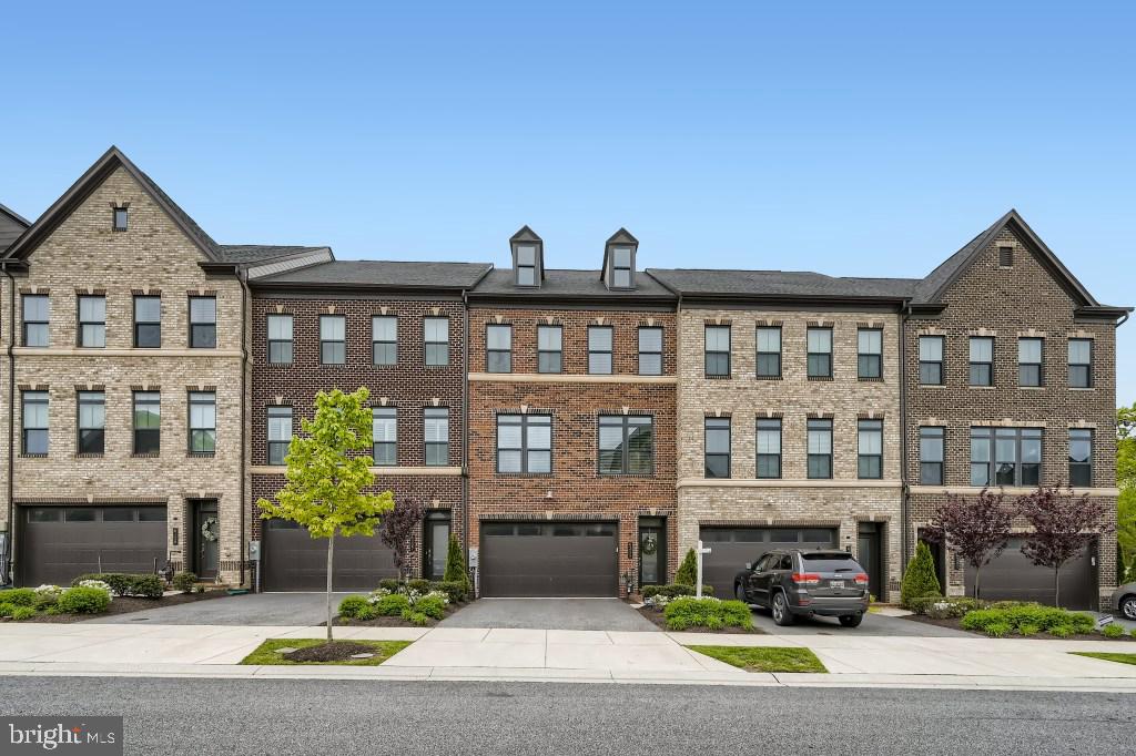 GREENLEIGH AT CROSSROADS - Residential