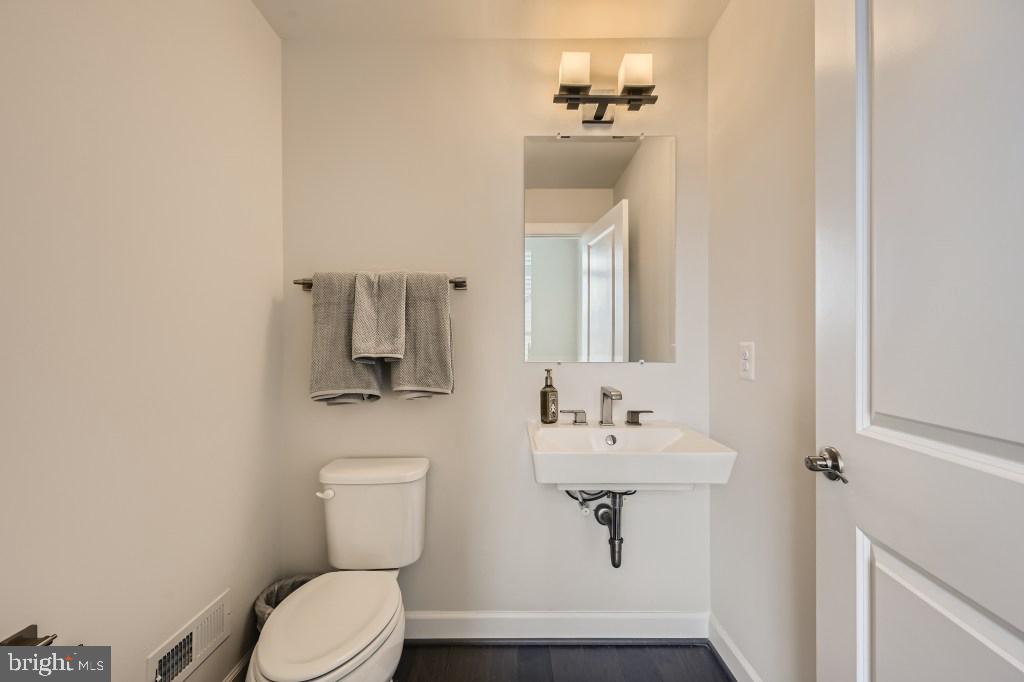 GREENLEIGH AT CROSSROADS - Residential