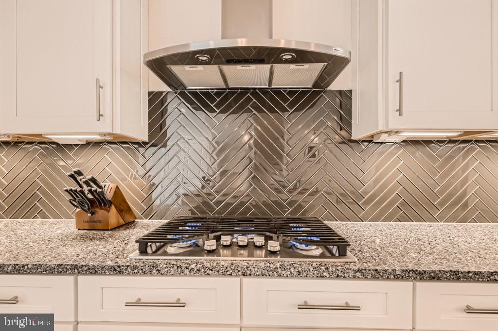 GREENLEIGH AT CROSSROADS - Residential