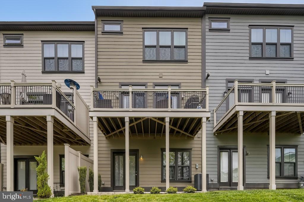 GREENLEIGH AT CROSSROADS - Residential