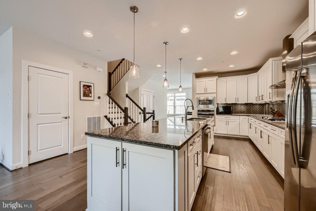 GREENLEIGH AT CROSSROADS - Residential