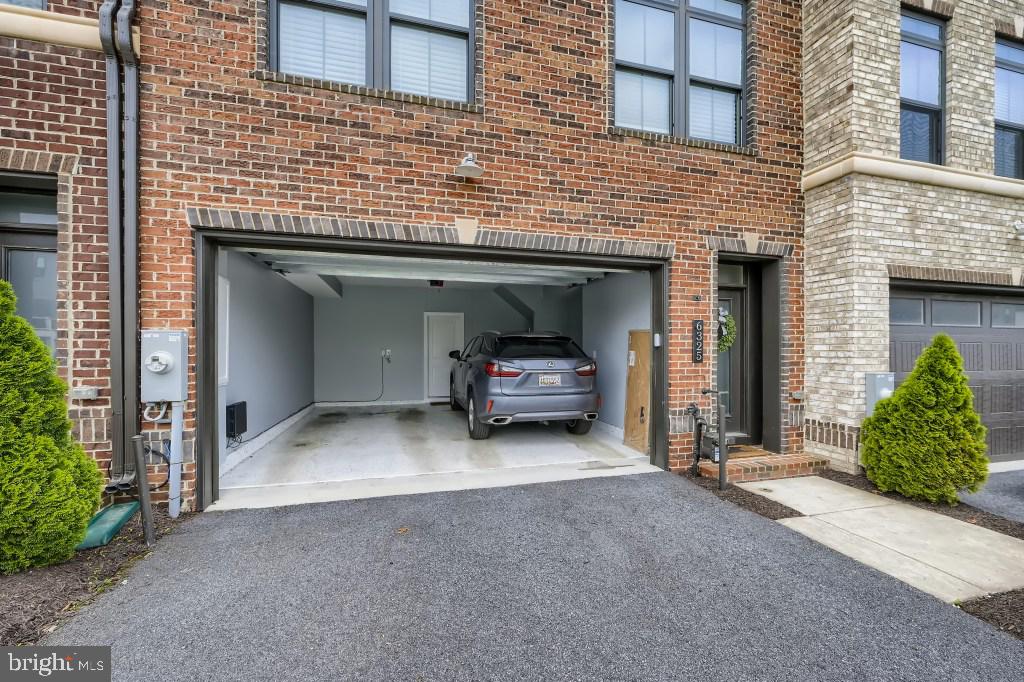 GREENLEIGH AT CROSSROADS - Residential