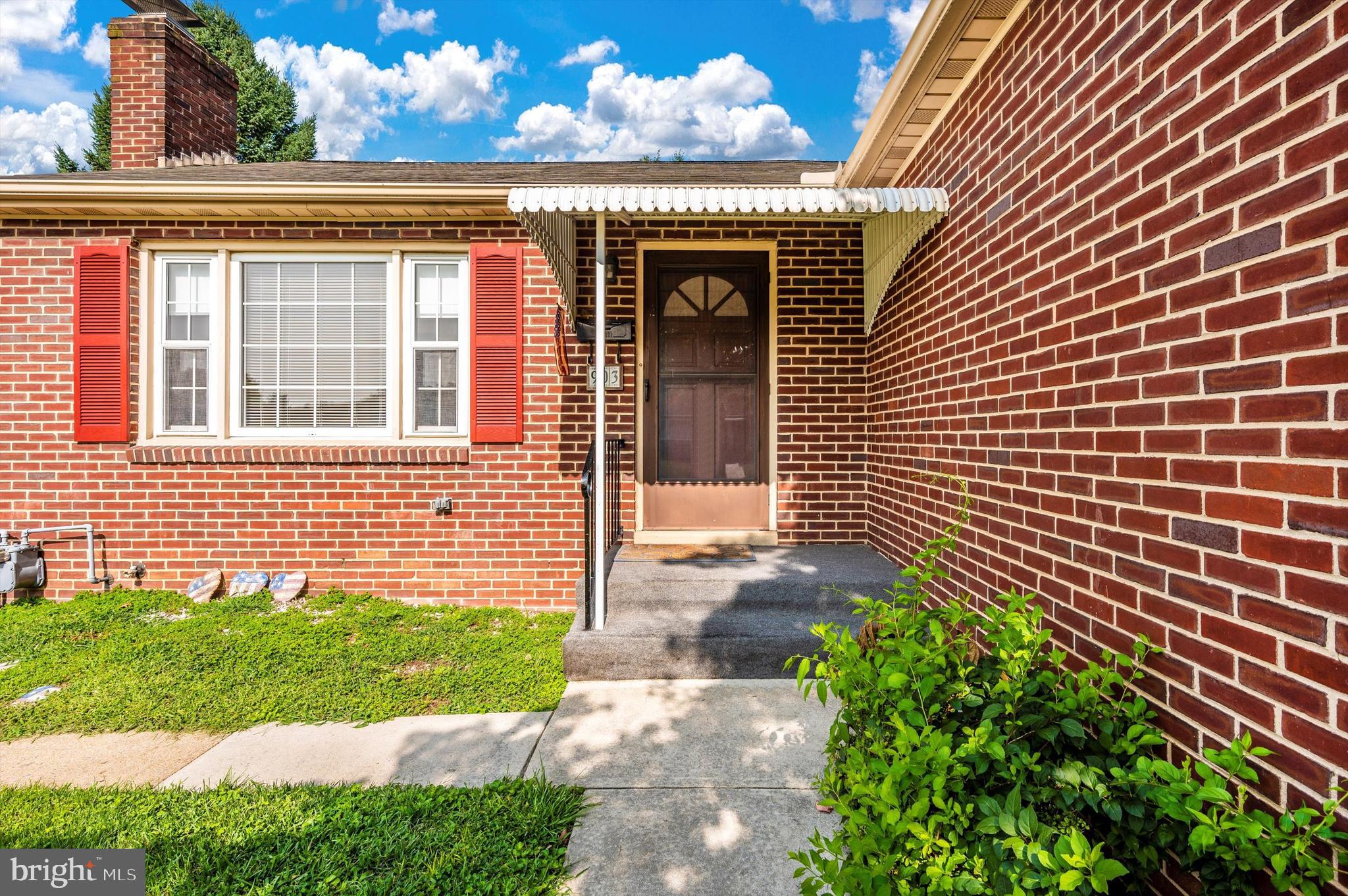 MONOCACY VILLAGE - Residential