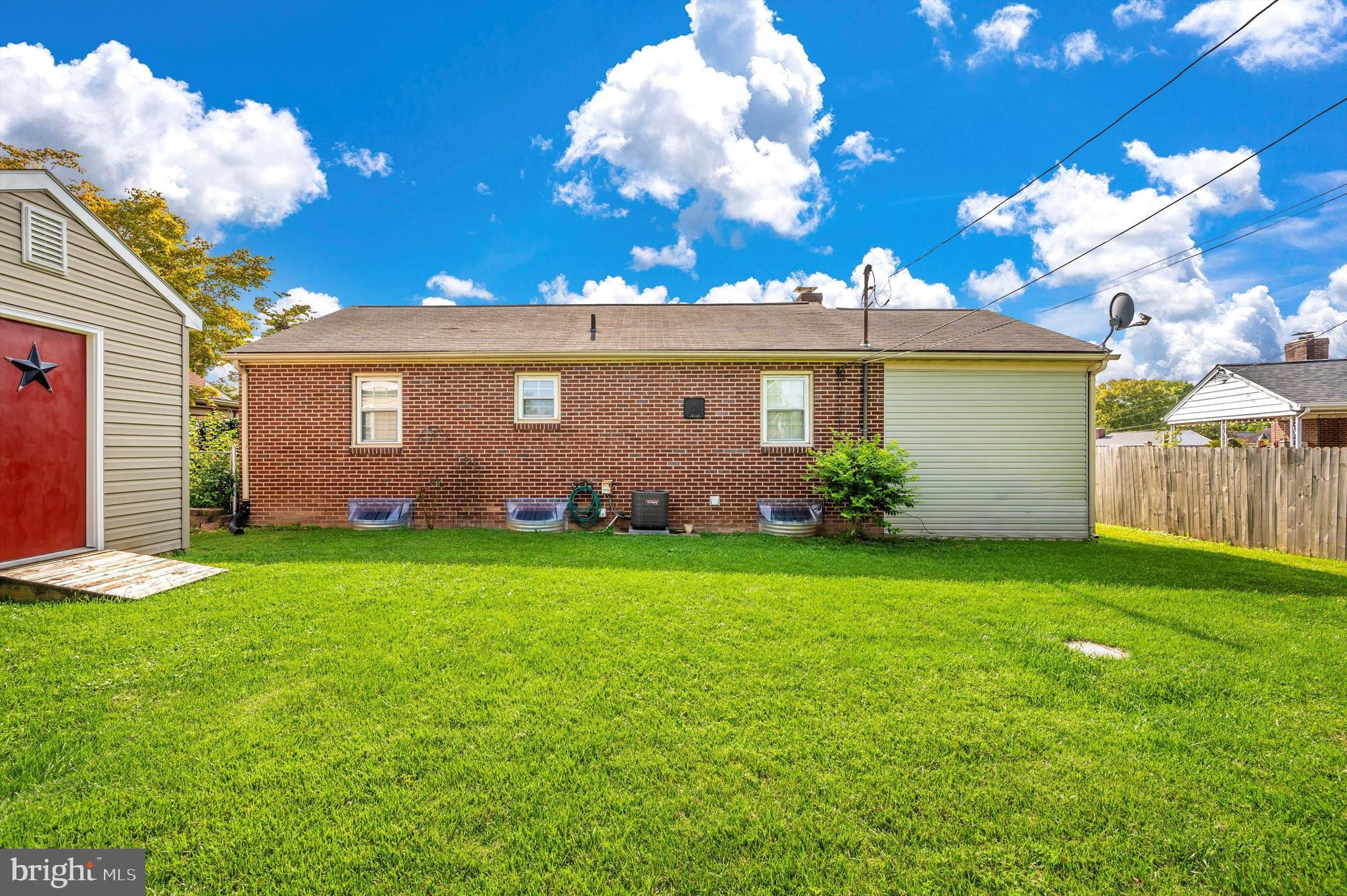 MONOCACY VILLAGE - Residential