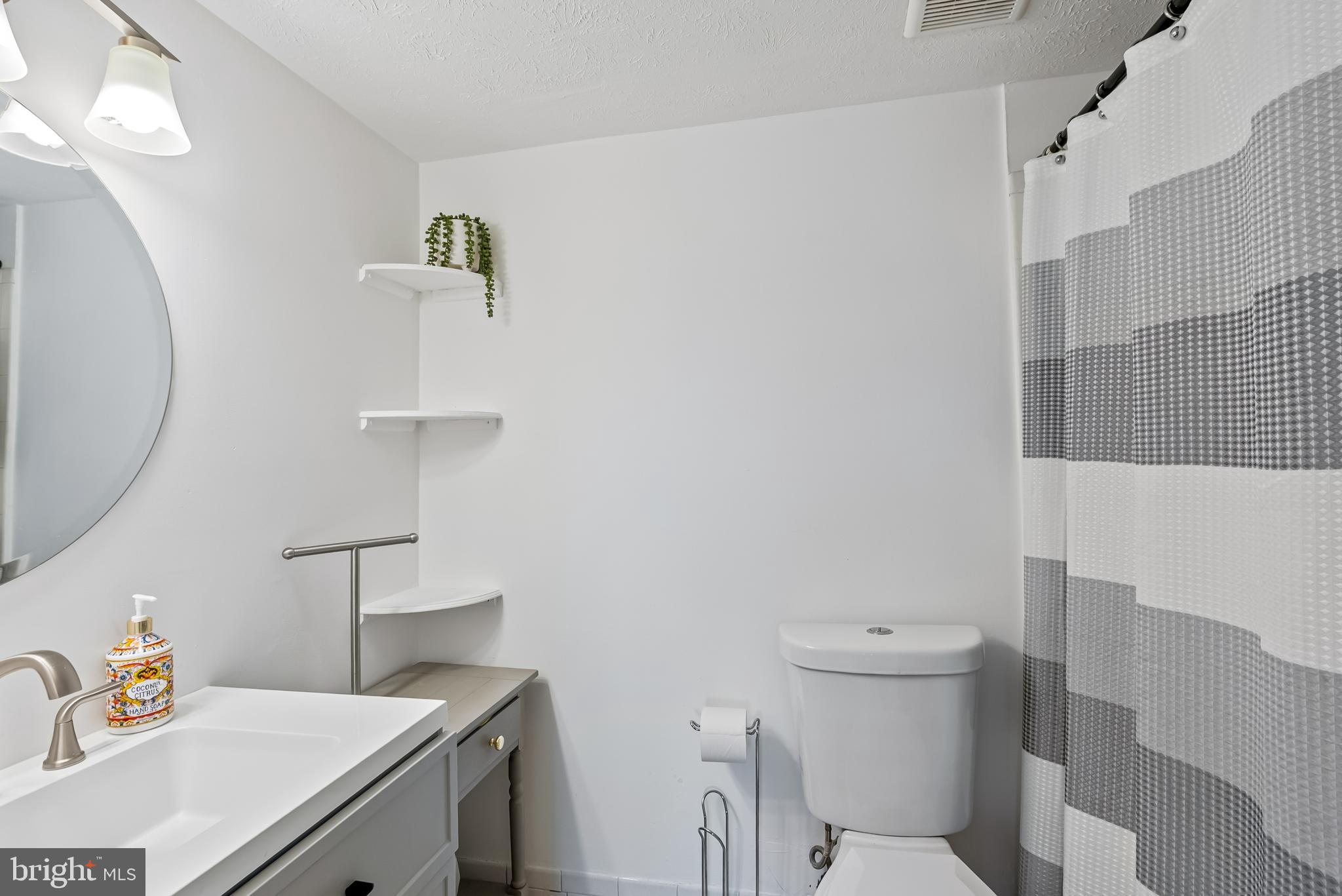 GREENBRIAR CONDO - Residential