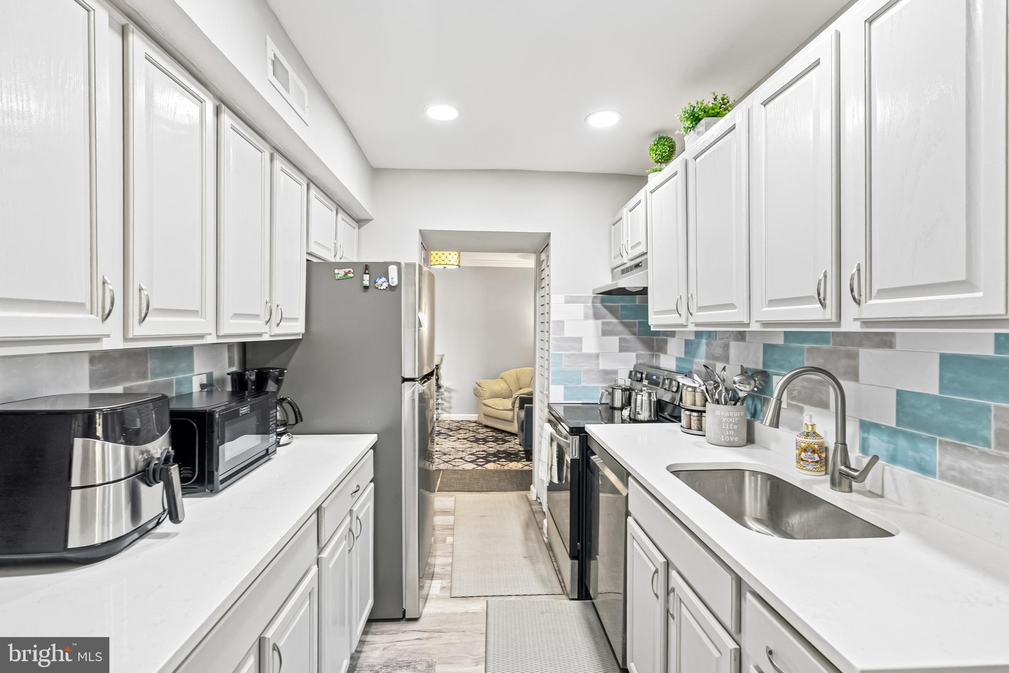 7728 HANOVER PARKWAY 304