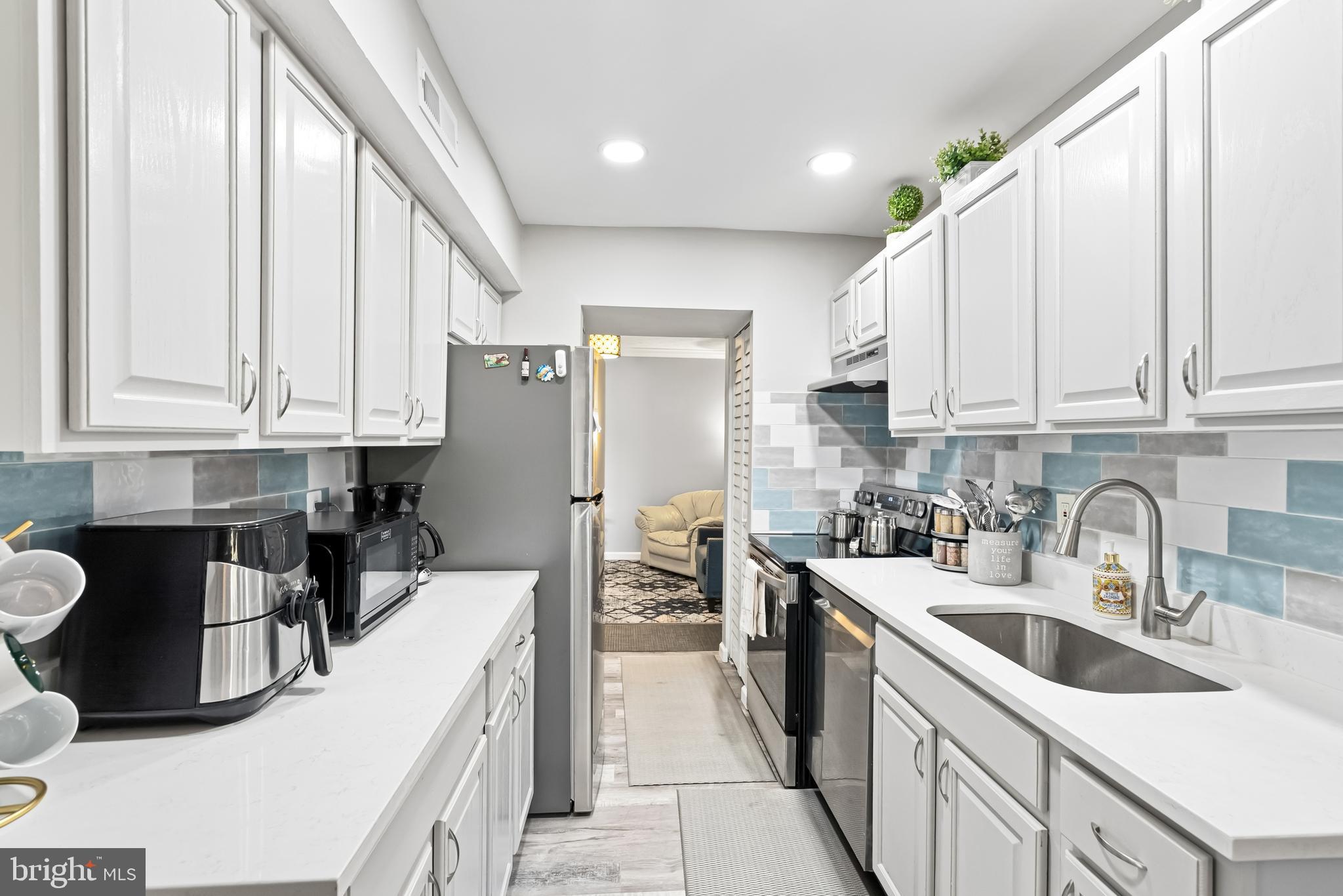 7728 HANOVER PARKWAY 304