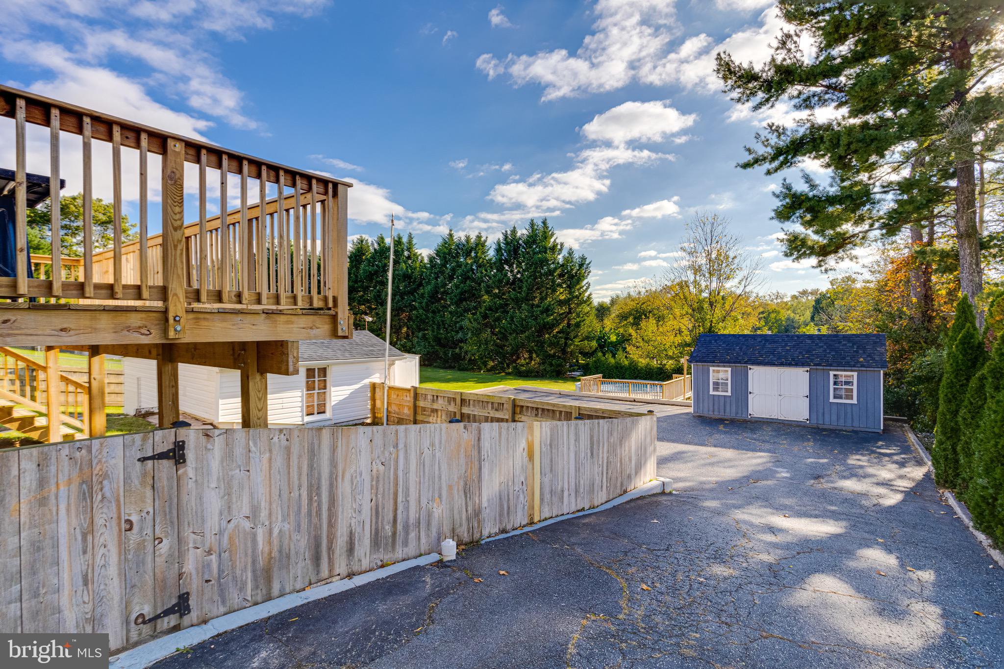 ROSEDALE - Residential