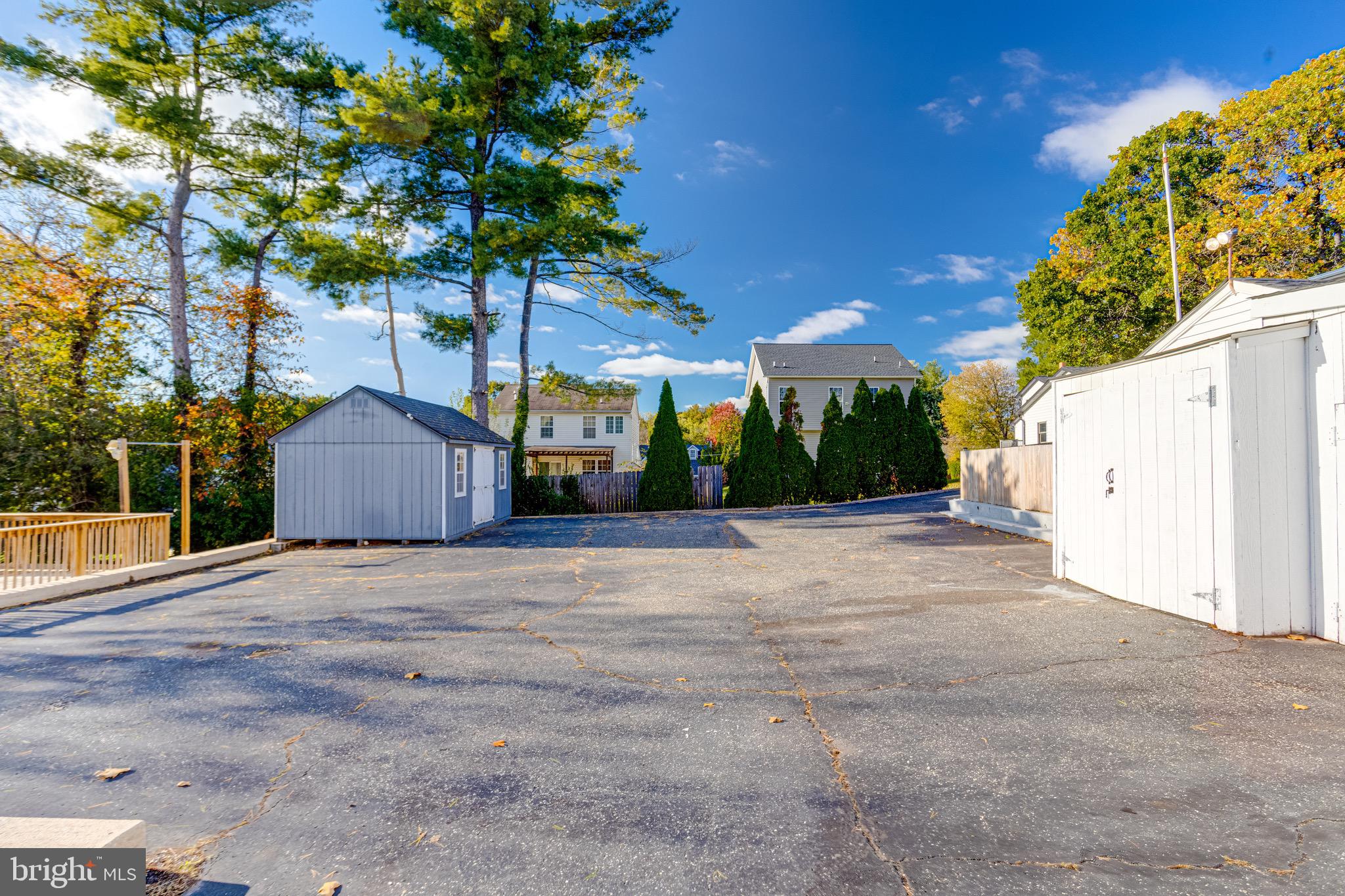 ROSEDALE - Residential