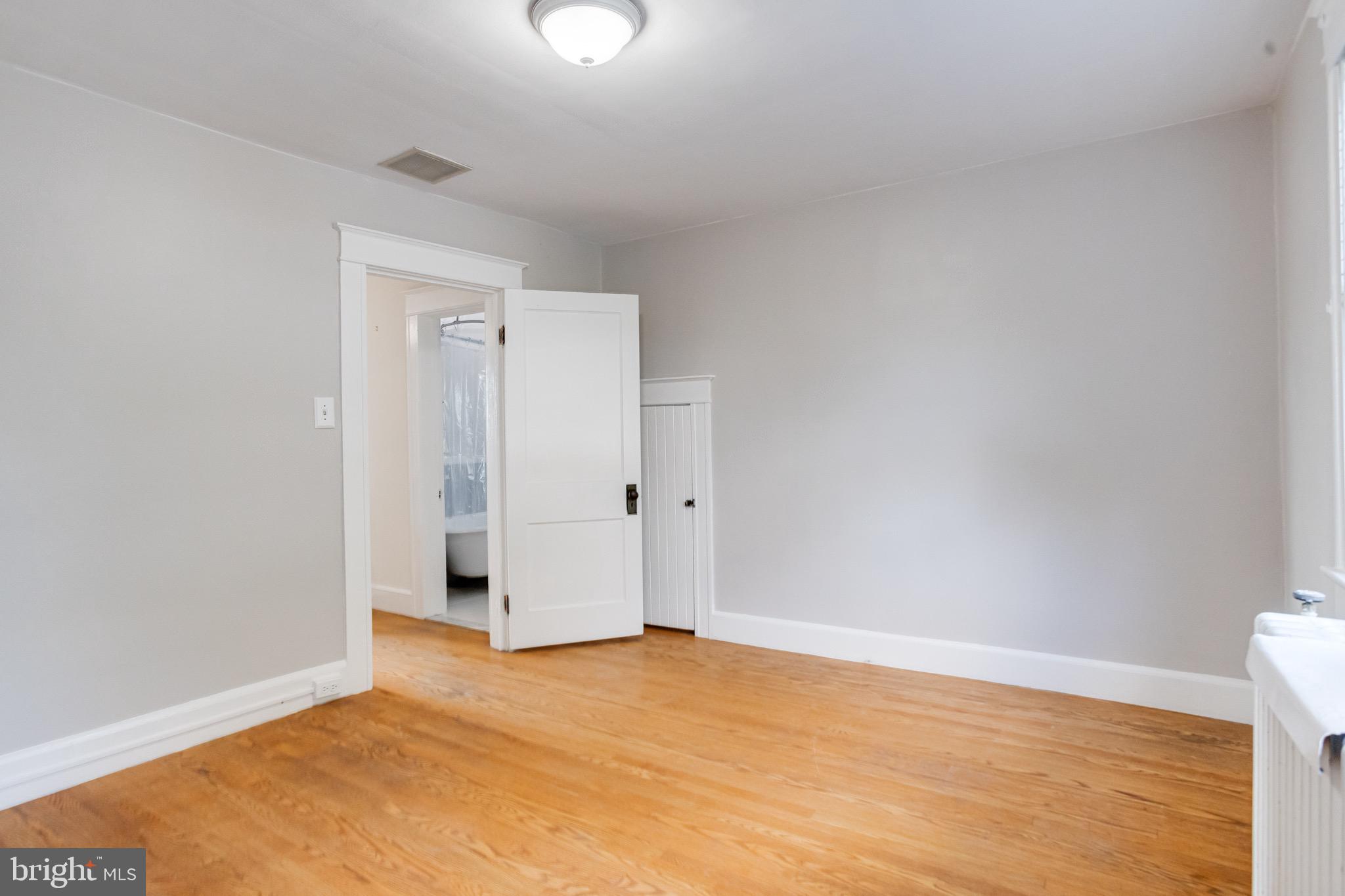 ROSEDALE - Residential