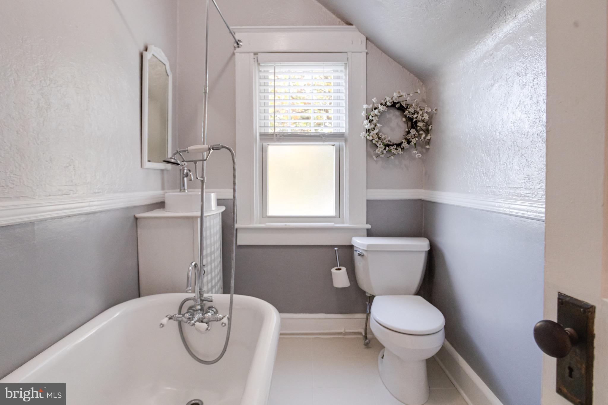 ROSEDALE - Residential