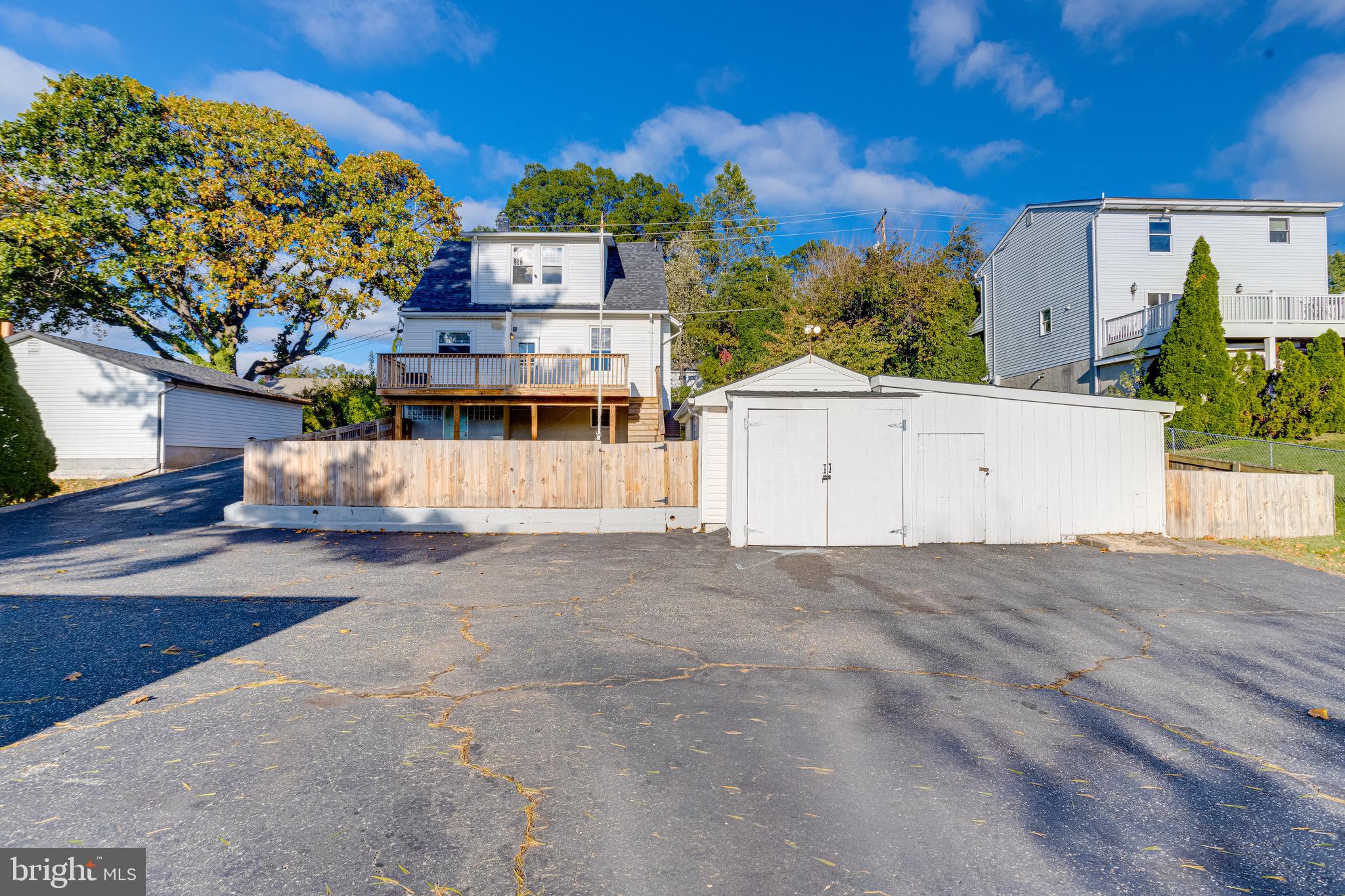 ROSEDALE - Residential