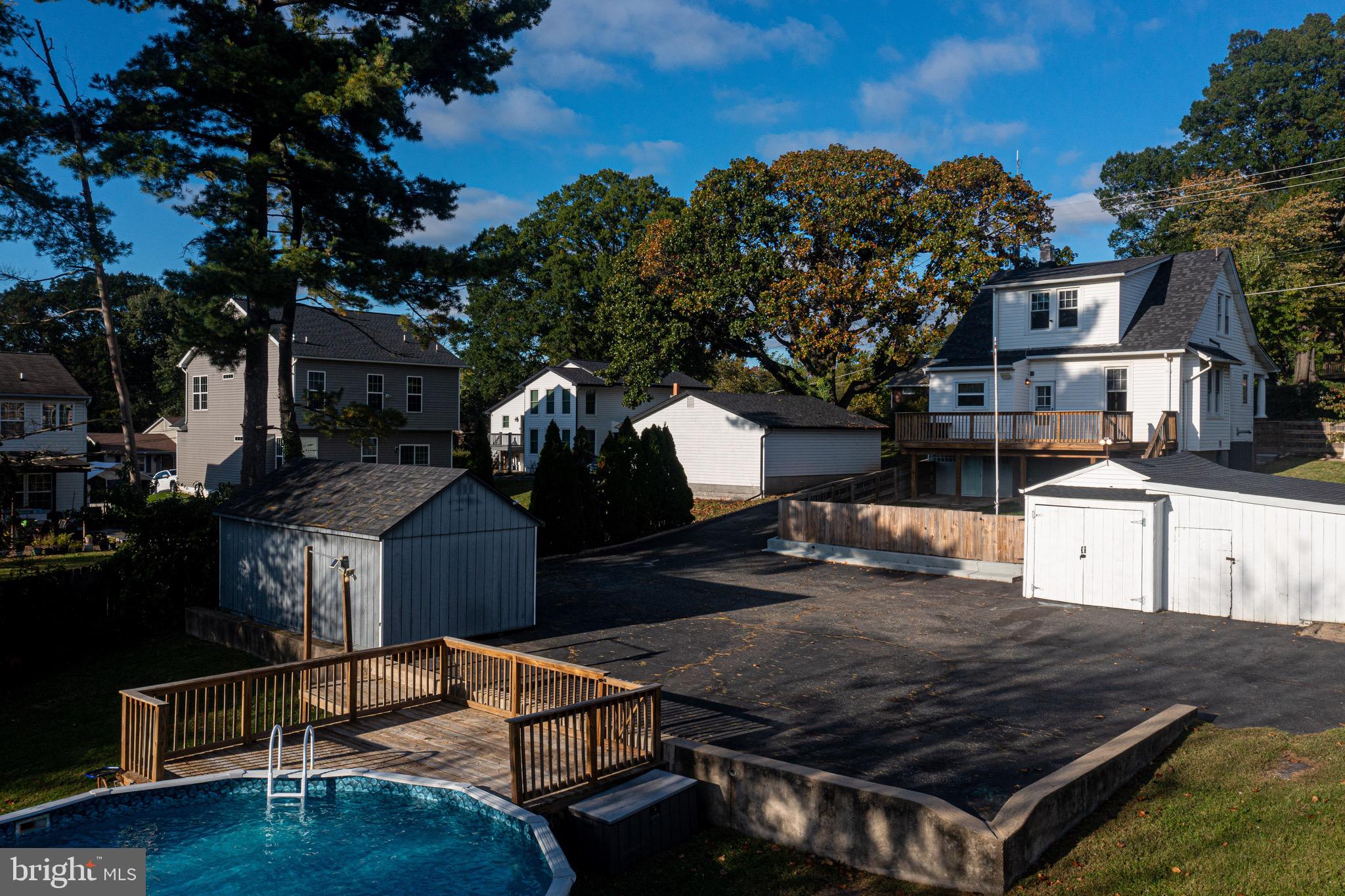 ROSEDALE - Residential